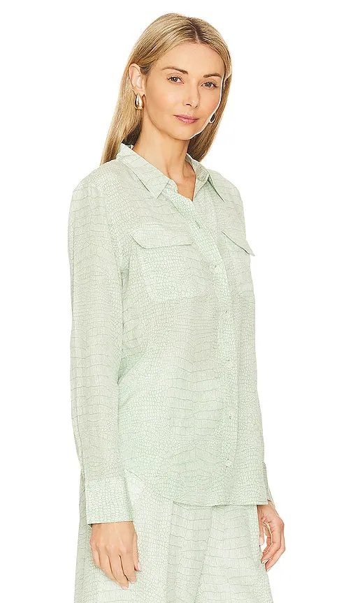 Equipment Slim Signature Shirt in Mint